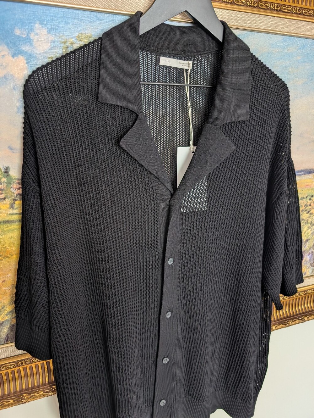 Zara Black Knit Short-Sleeve Button-Down Shirt